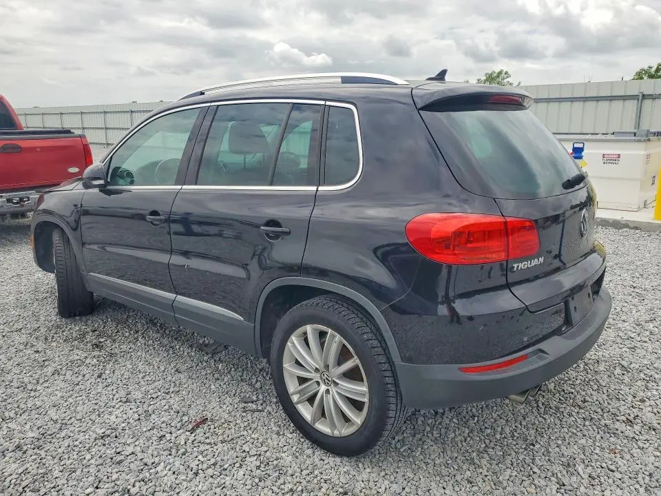 2012 VOLKSWAGEN TIGUAN S  