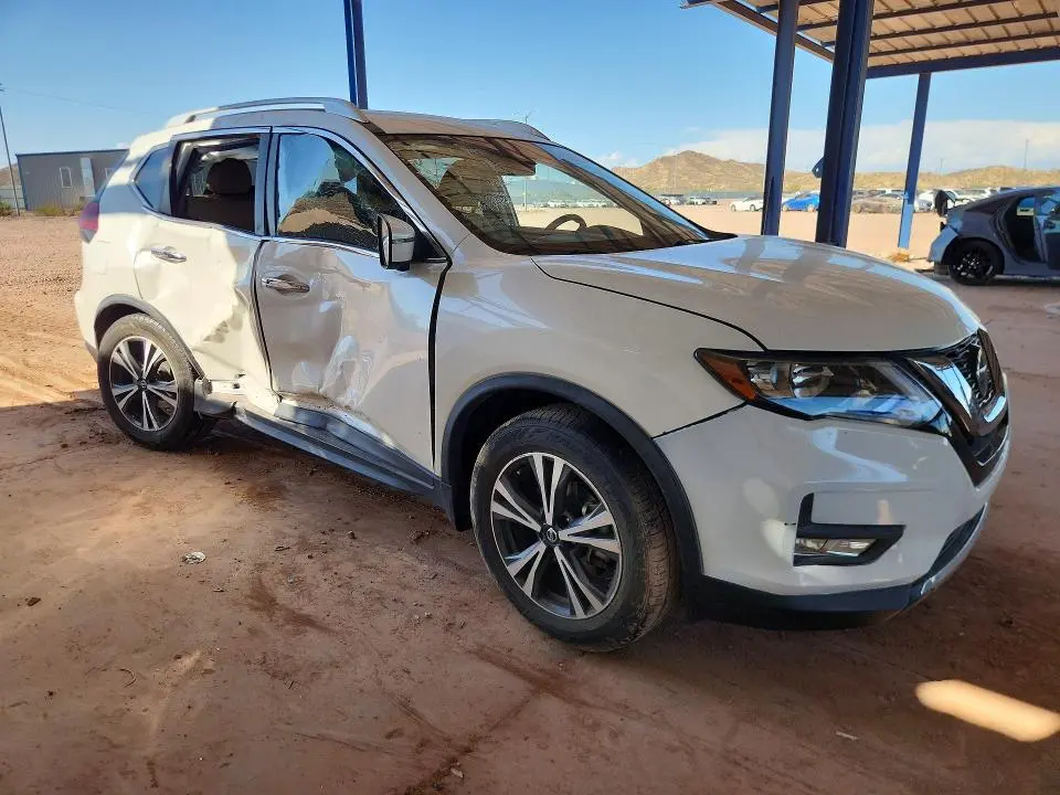 2019 NISSAN ROGUE SV  