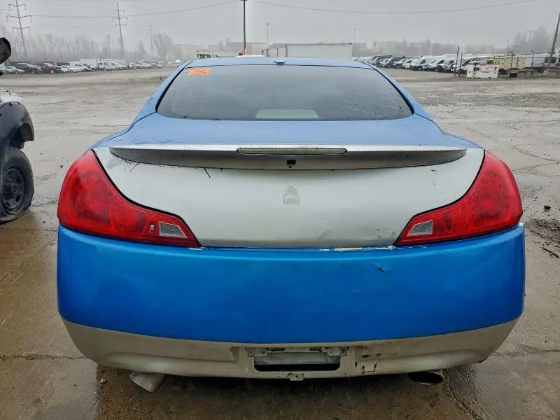 2011 INFINITI G37 BASE  