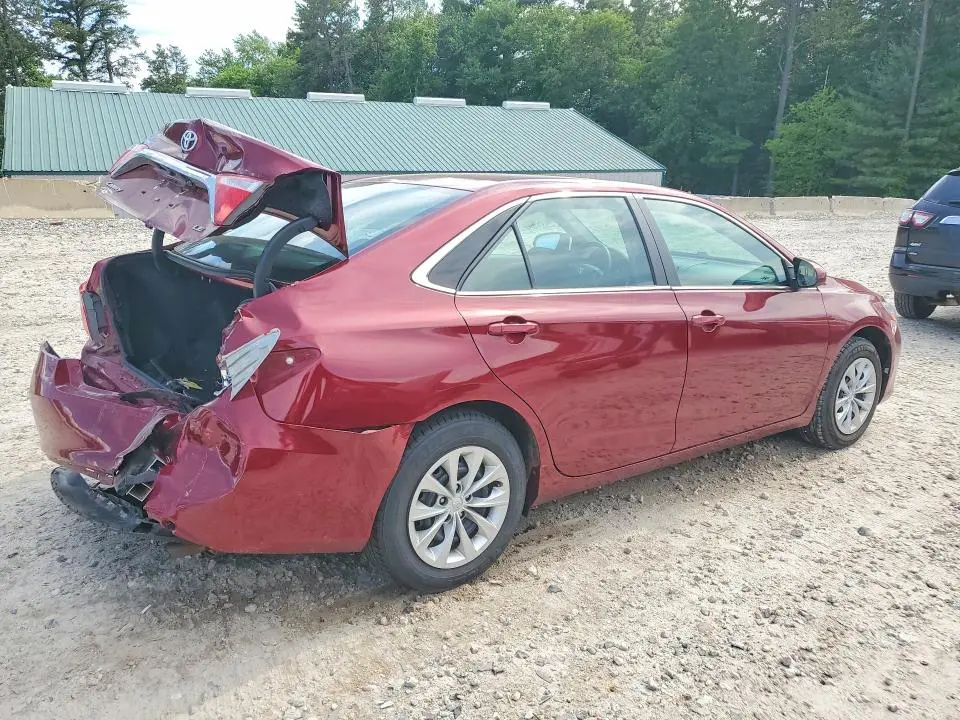 2016 TOYOTA CAMRY LE  