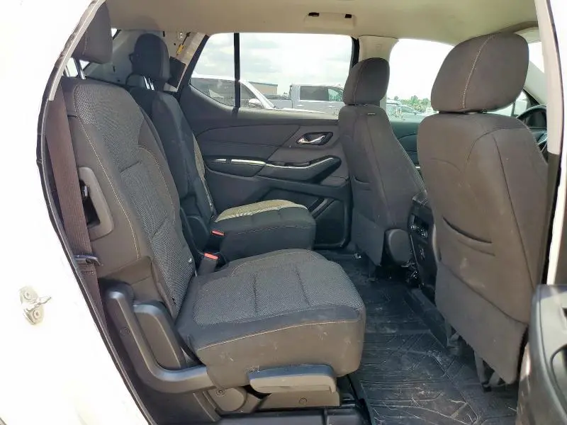 2020 CHEVROLET TRAVERSE LT  