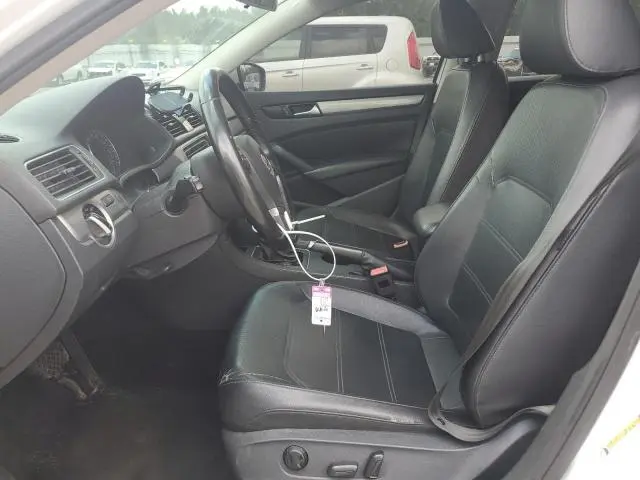 2014 VOLKSWAGEN PASSAT S  