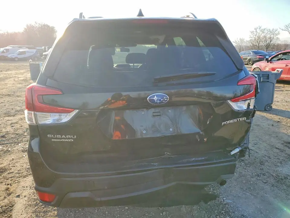 2022 SUBARU FORESTER PREMIUM  