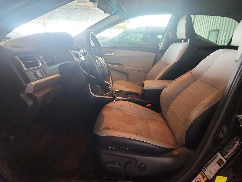 2015 TOYOTA CAMRY LE  