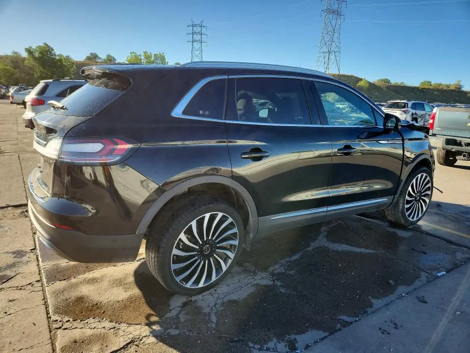2022 LINCOLN NAUTILUS BLACK LABEL  