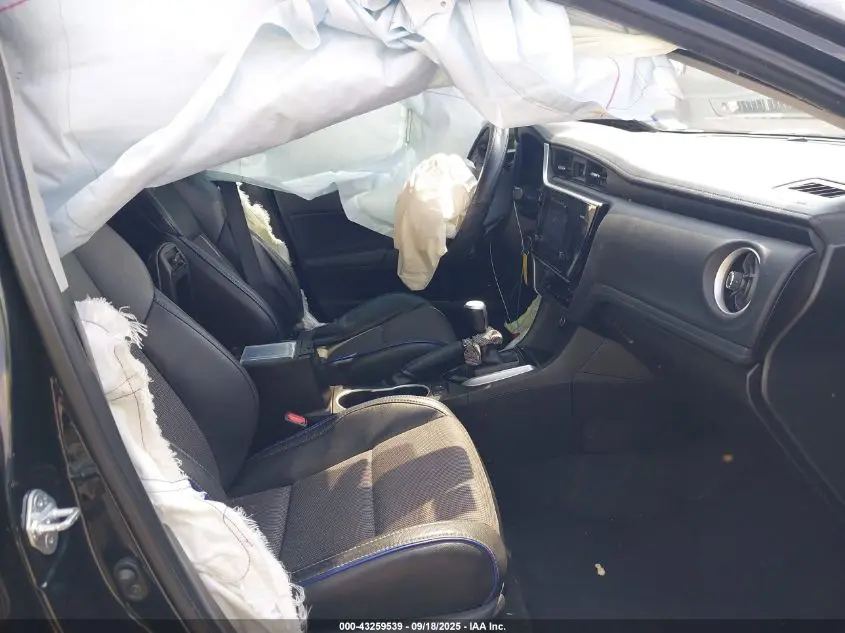 2017 TOYOTA COROLLA SE