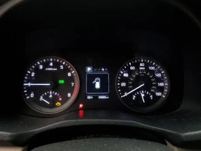 2016 HYUNDAI TUCSON SE  