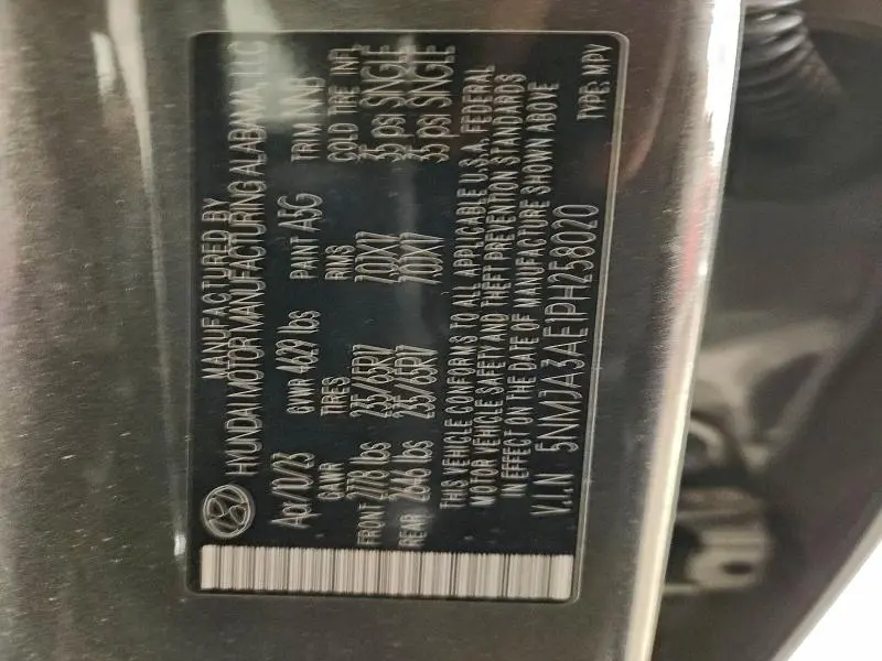 2023 HYUNDAI TUCSON SE  