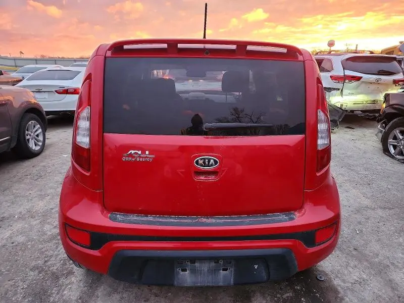 2012 KIA SOUL +  