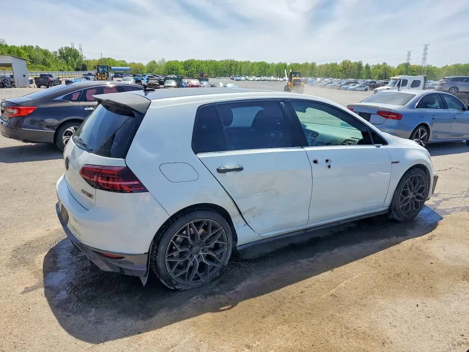 2017 VOLKSWAGEN GTI S  