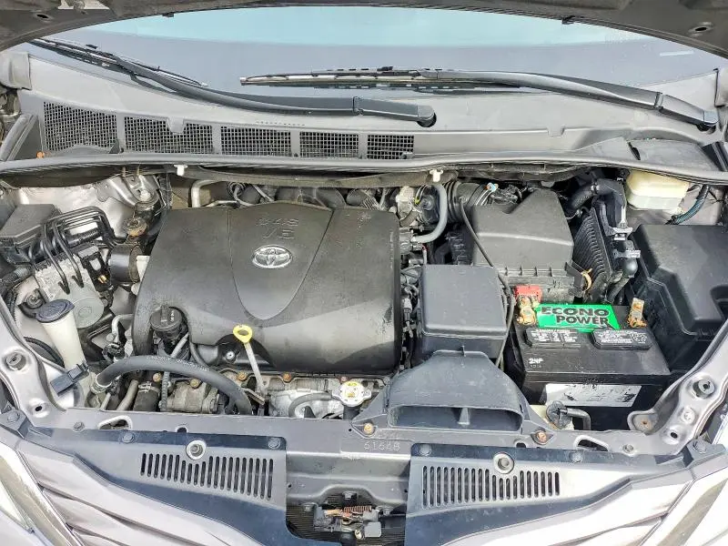 2017 TOYOTA SIENNA LE 7-PASSENGER  