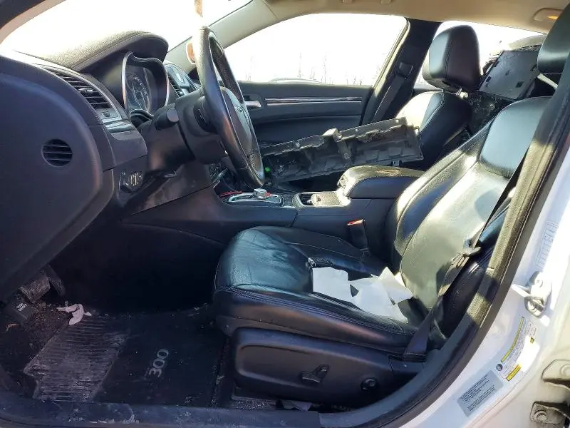 2017 CHRYSLER 300 LIMITED  