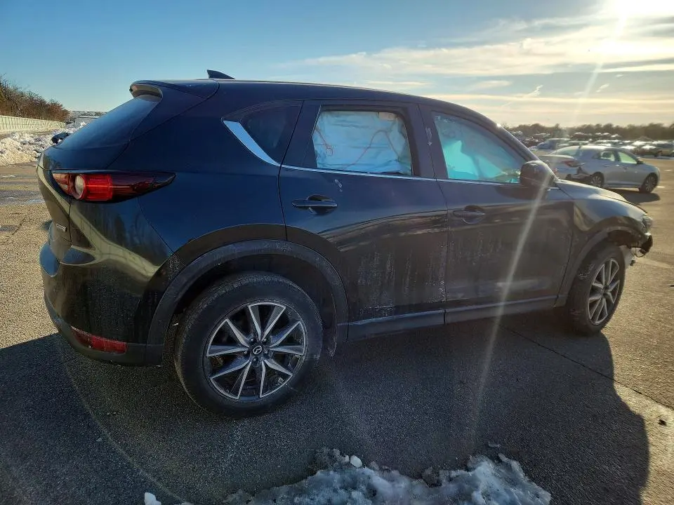2018 MAZDA CX-5 TOURING  