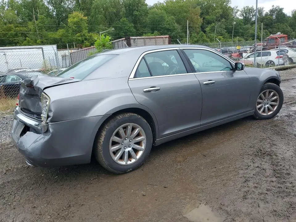 2011 CHRYSLER 300 LIMITED  