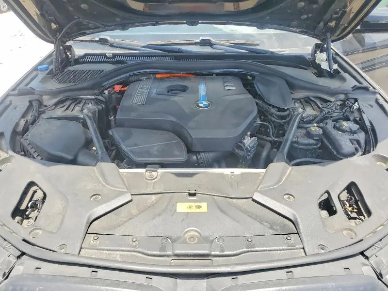 2018 BMW 530E   