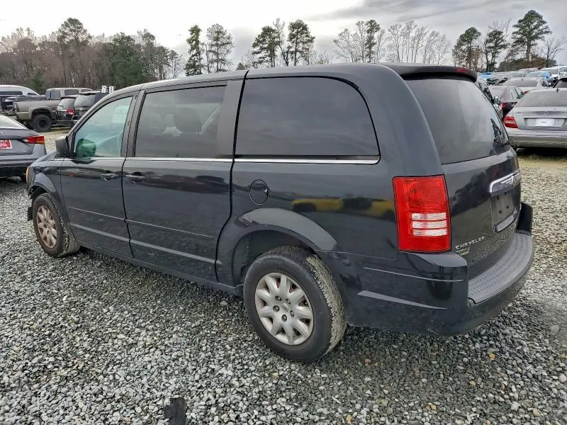 2010 CHRYSLER TOWN & COUNTRY LX  