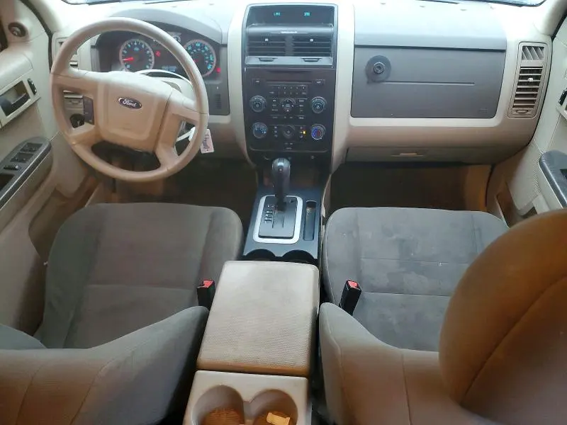 2012 FORD ESCAPE XLS  