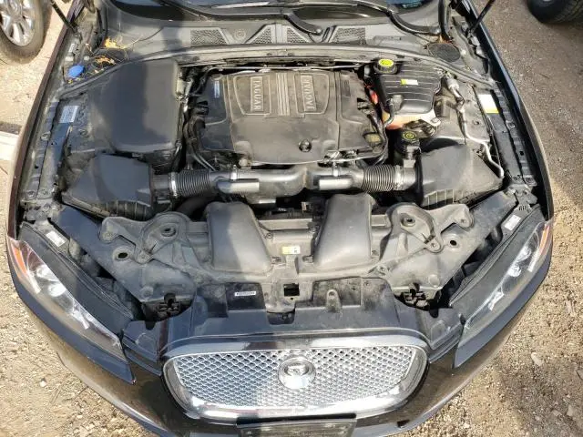 2013 JAGUAR XF   