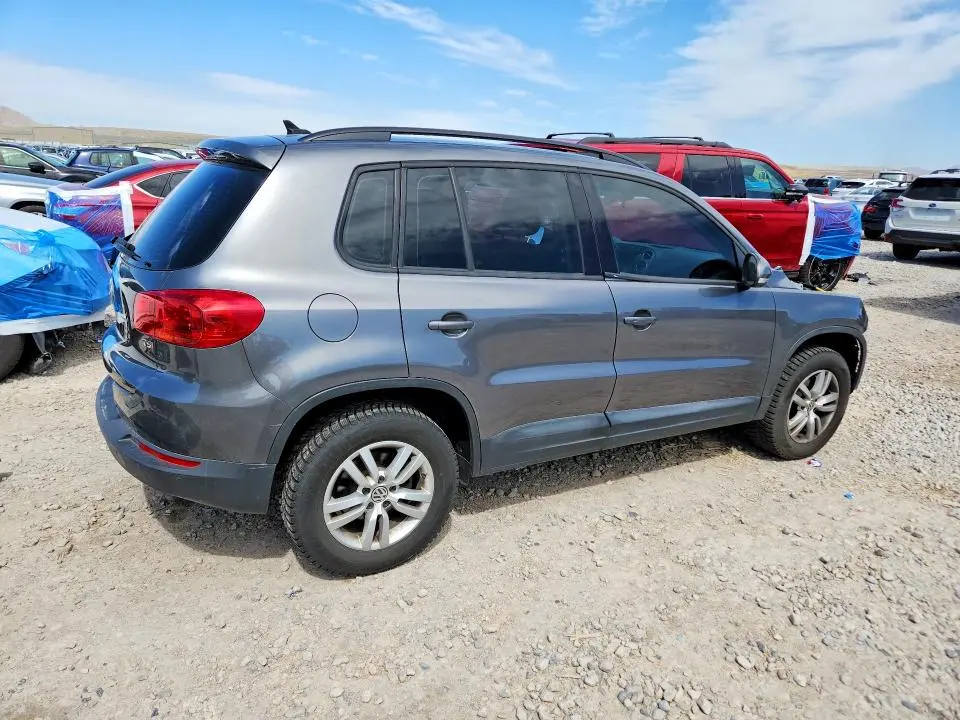 2017 VOLKSWAGEN TIGUAN S  