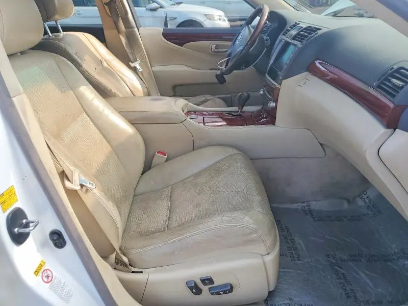 2012 LEXUS LS 460  