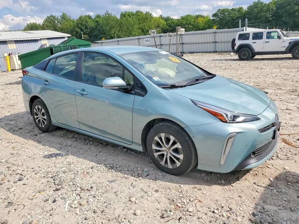 2019 TOYOTA PRIUS XLE AWD-E  