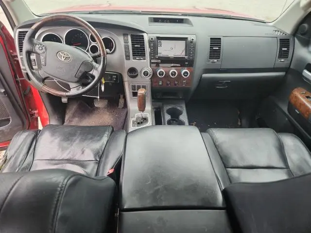 2011 TOYOTA TUNDRA CREWMAX LIMITED  