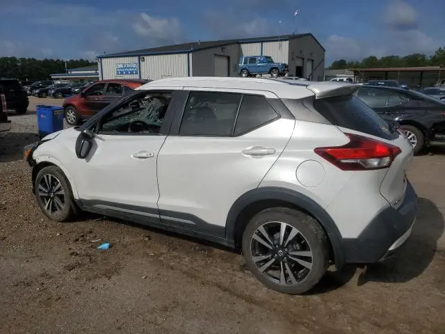 2020 NISSAN KICKS SR  