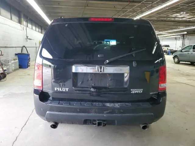 2011 HONDA PILOT TOURING  