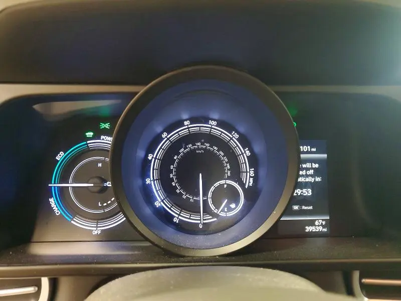 2023 HYUNDAI ELANTRA BLUE  
