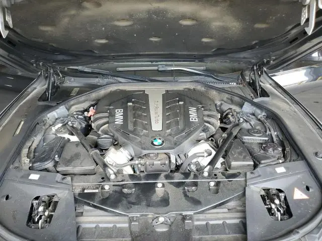 2012 BMW 750 XI  