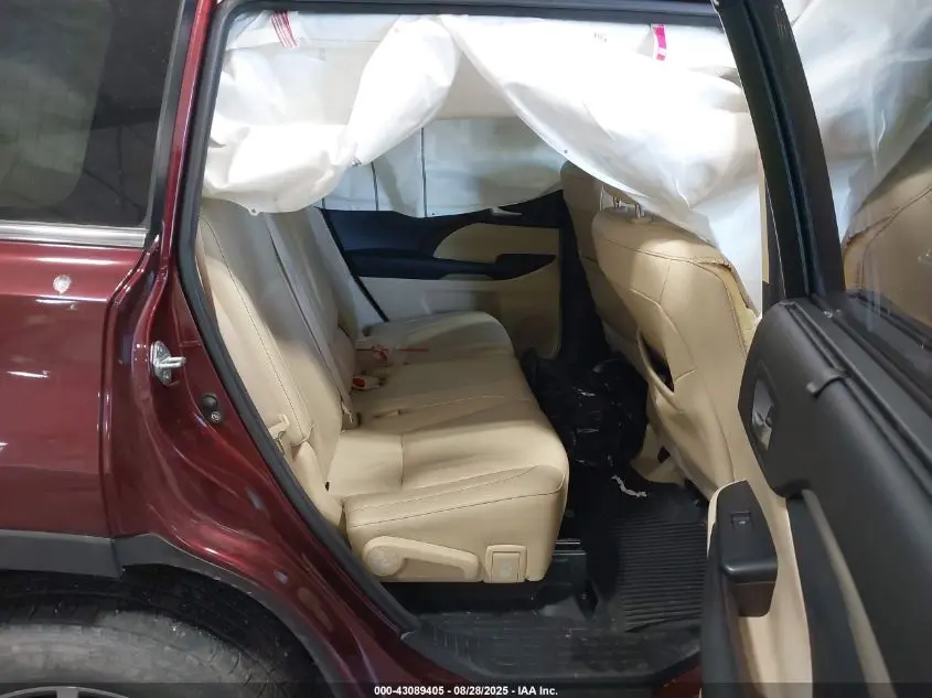 2017 TOYOTA HIGHLANDER XLE