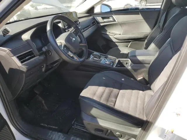 2022 MITSUBISHI OUTLANDER SE  