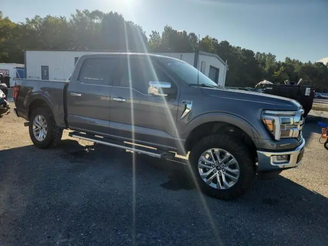 2024 FORD F150 LARIAT  