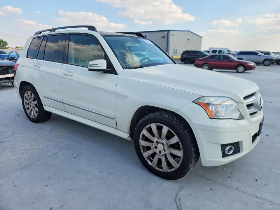 2012 MERCEDES-BENZ GLK   