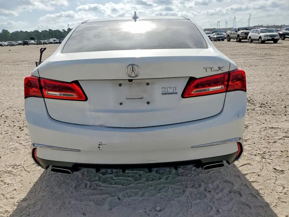 2018 ACURA TLX TECH  