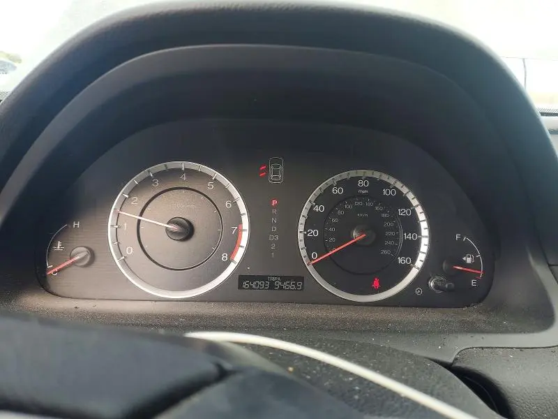 2010 HONDA ACCORD LX  