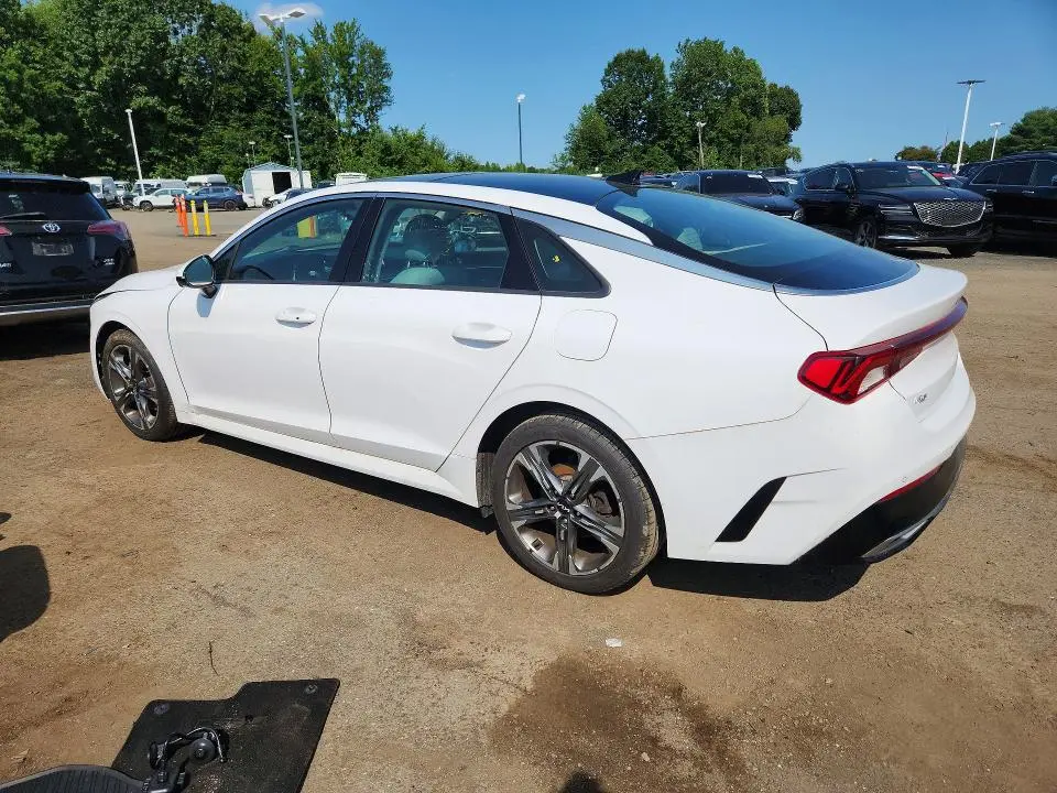 2022 KIA K5 EX  