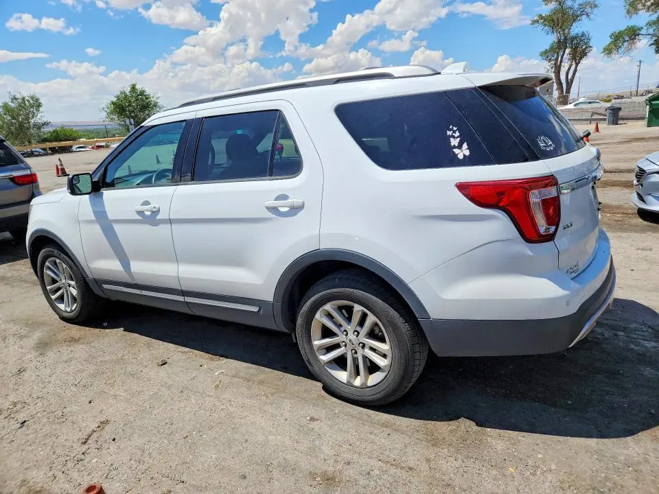 2017 FORD EXPLORER XLT  