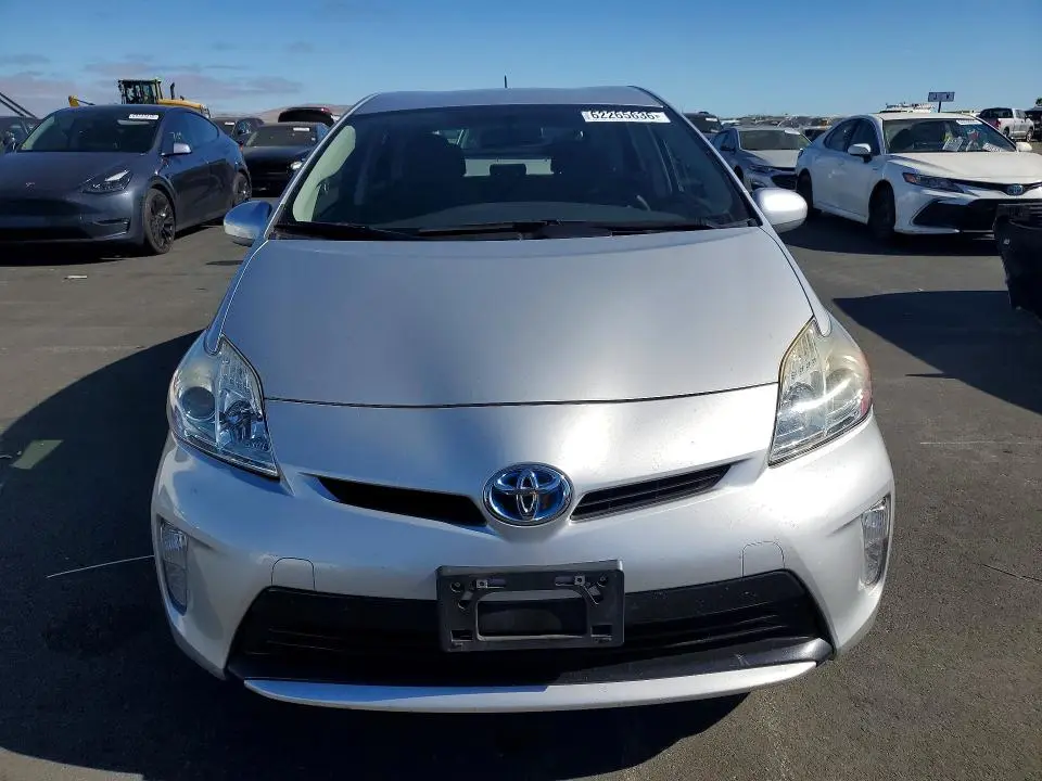 2014 TOYOTA PRIUS TWO  