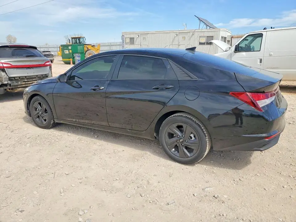 2021 HYUNDAI ELANTRA SEL  