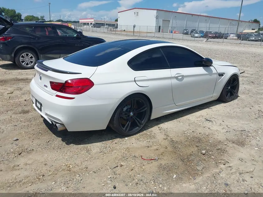 2016 BMW M6  