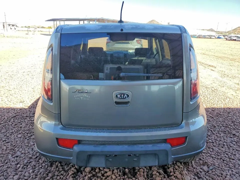 2010 KIA SOUL +  