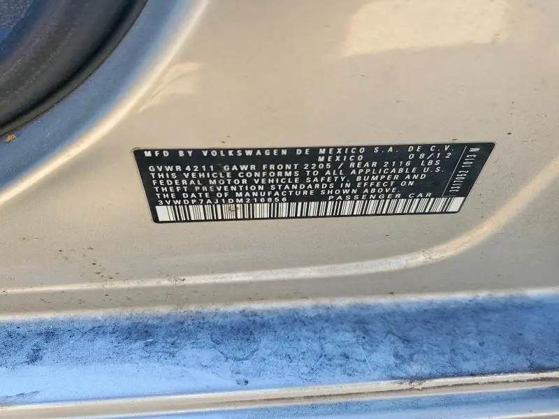 2013 VOLKSWAGEN JETTA SE  