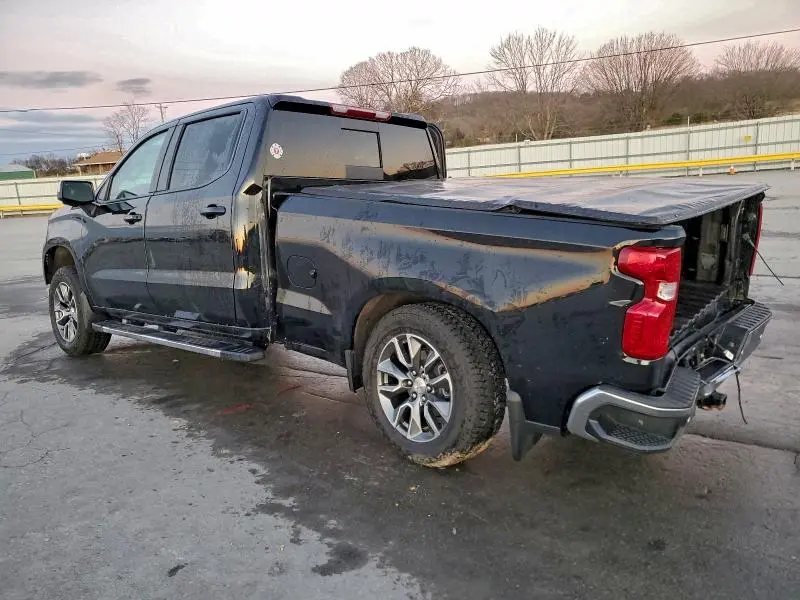 2024 CHEVROLET SILVERADO K1500 LT  