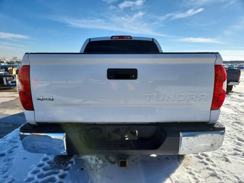 2014 TOYOTA TUNDRA CREWMAX SR5  