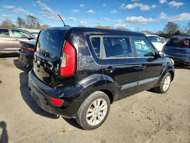 2013 KIA SOUL +  
