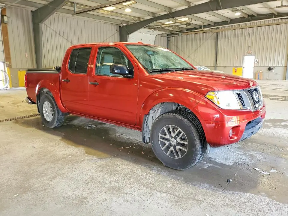 2016 NISSAN FRONTIER SV  