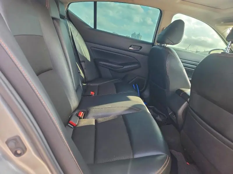 2019 NISSAN ALTIMA SR  