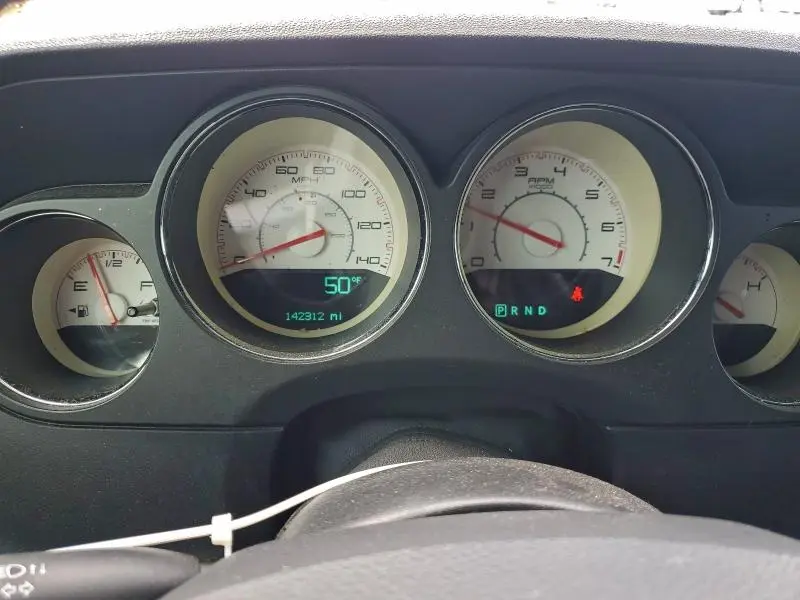 2014 DODGE CHALLENGER SXT  