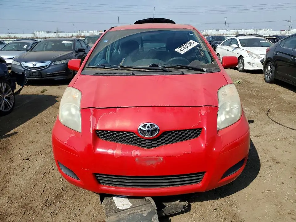 2011 TOYOTA YARIS BASE  
